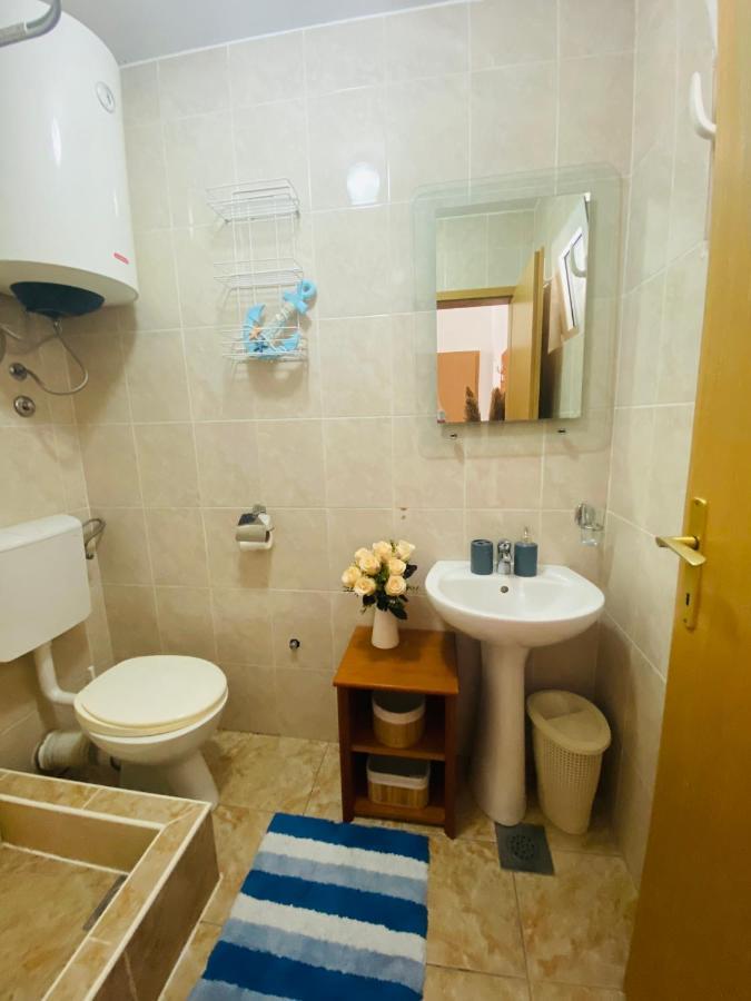 Miomir Perazic Apartments Petrovac エクステリア 写真