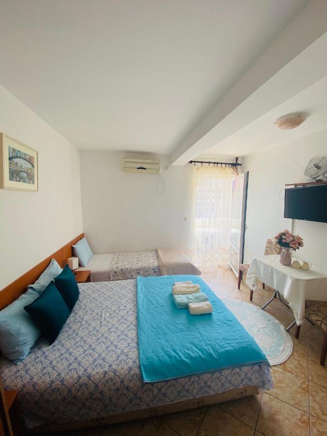 Miomir Perazic Apartments Petrovac エクステリア 写真