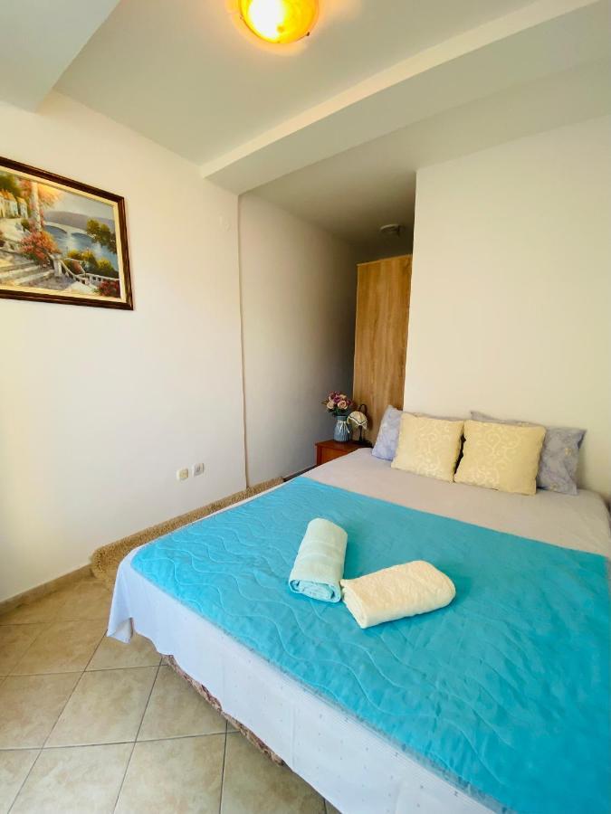 Miomir Perazic Apartments Petrovac エクステリア 写真