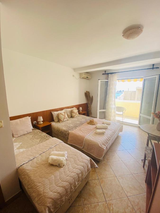 Miomir Perazic Apartments Petrovac エクステリア 写真