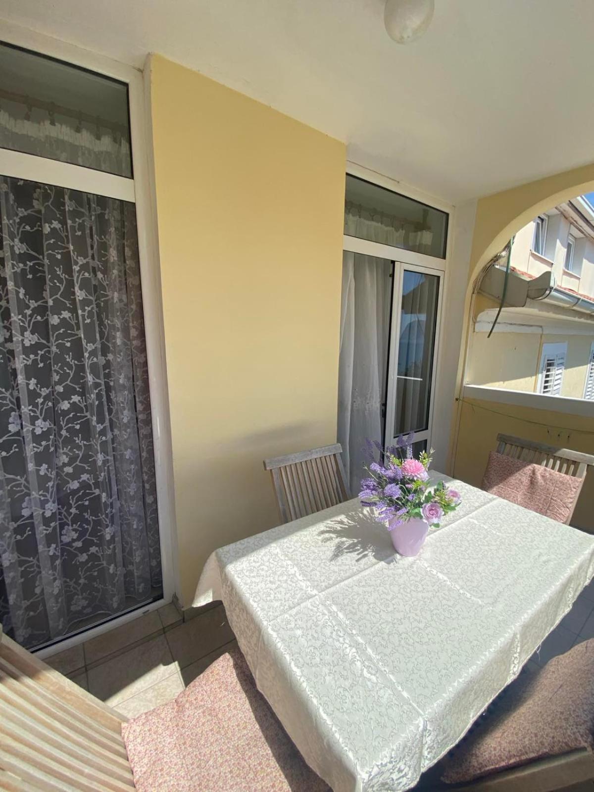 Miomir Perazic Apartments Petrovac エクステリア 写真